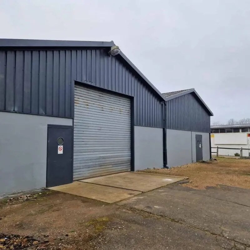 Local d'activités dans Évreux à vendre Photo de l’immeuble– Image 1 sur 10