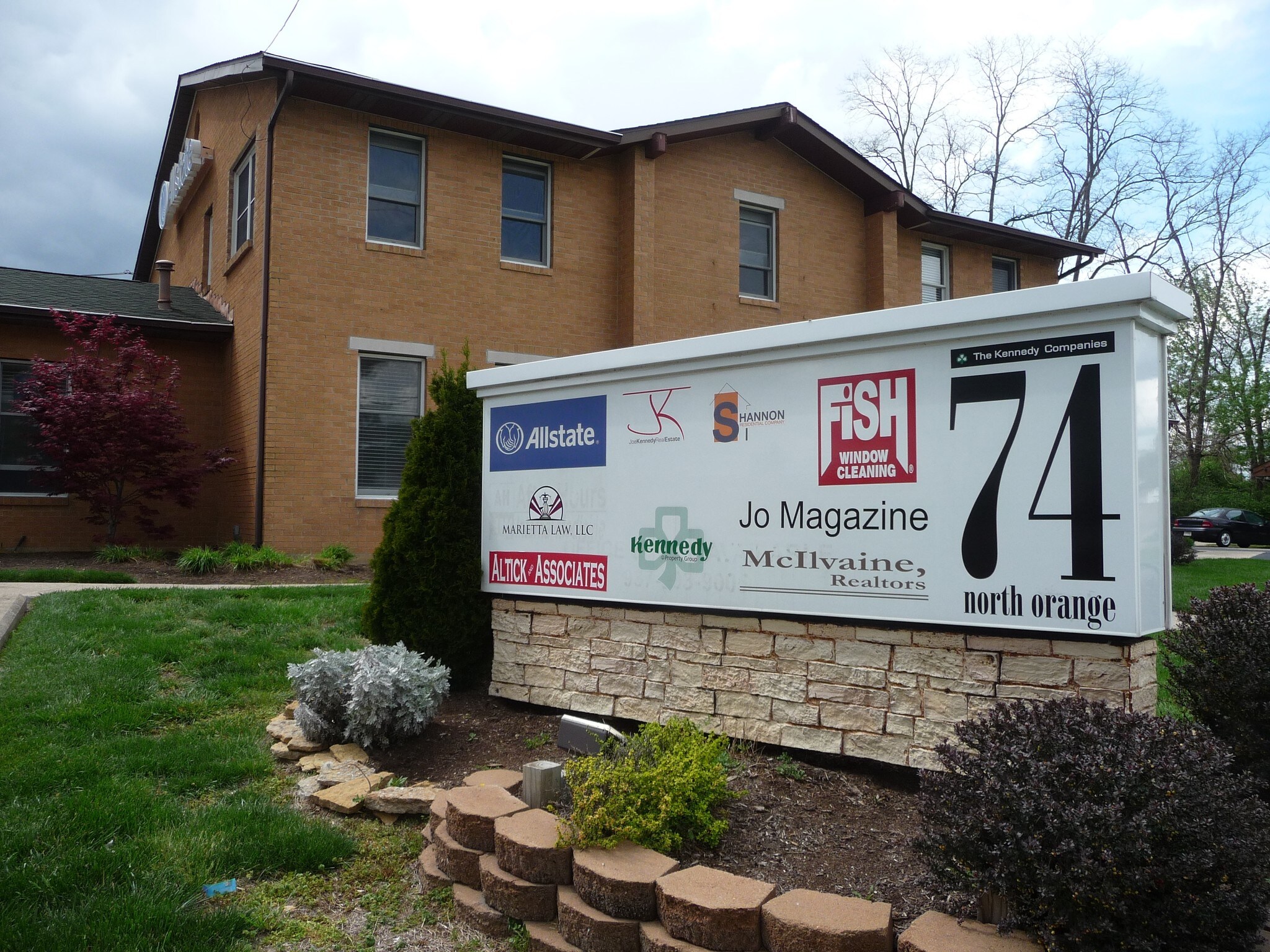 74 N Orange St, Xenia, OH à louer Photo principale– Image 1 sur 41