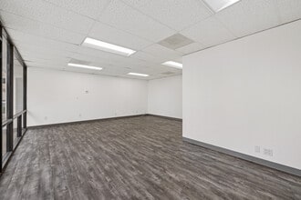 22722 Lambert St, Lake Forest, CA à louer Photo intérieure– Image 2 sur 5