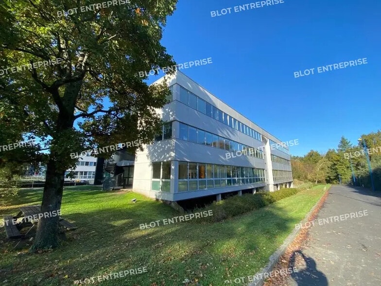 Bureau dans La Chapelle-sur-Erdre à louer - Photo de l’immeuble – Image 1 sur 5