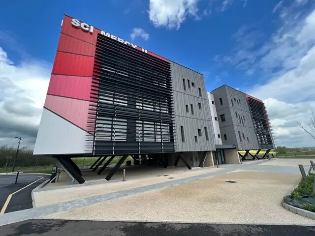 Bureau dans Bouxières-sous-Froidmont à louer Photo de l’immeuble– Image 1 sur 8