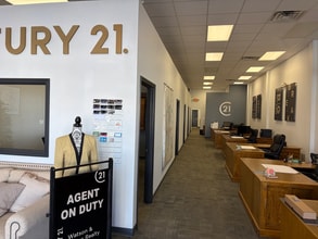 230 Central Ave W, Winter Haven, FL à louer Photo intérieure– Image 2 sur 9