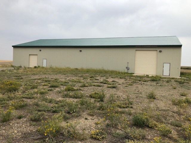 2295 Marias Valley Rd, Shelby, MT à vendre - Photo de l’immeuble – Image 2 sur 16