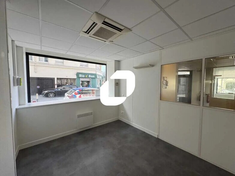 Bureau dans Vanves à louer - Photo de l’immeuble – Image 2 sur 12