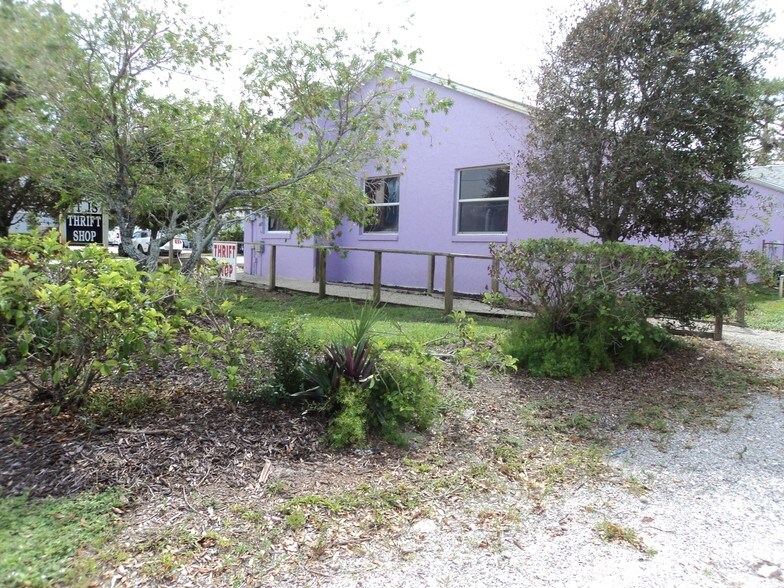 1581 Old Dixie Hwy, Vero Beach, FL à vendre - Photo de l’immeuble – Image 3 sur 19