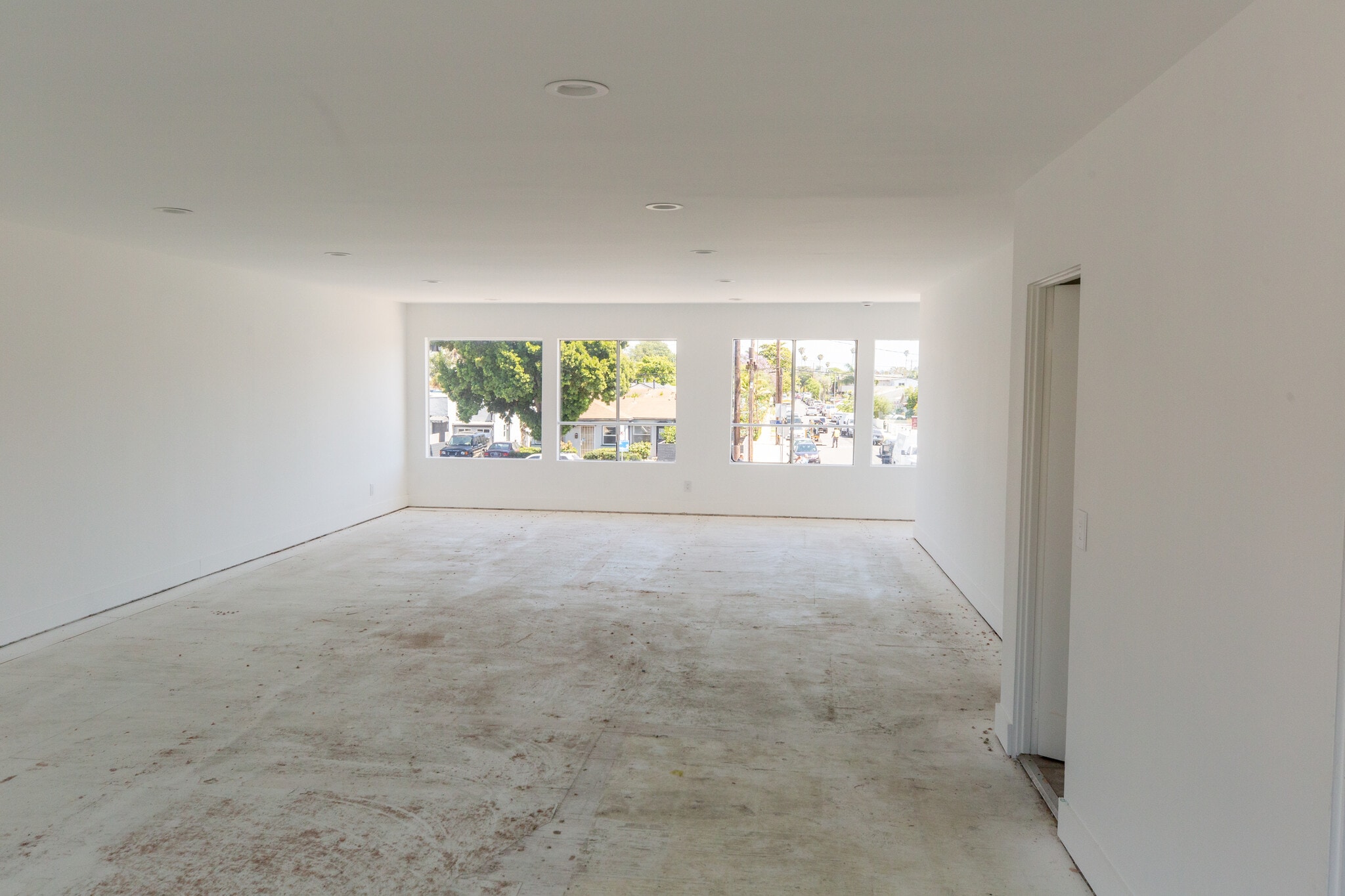 12923 Venice Blvd, Los Angeles, CA à louer Photo intérieure– Image 1 sur 5