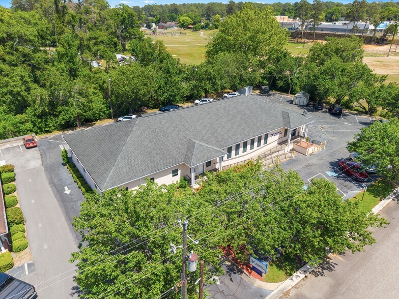 220 Uvalda St, Waycross, GA à vendre - Photo de l’immeuble – Image 2 sur 11