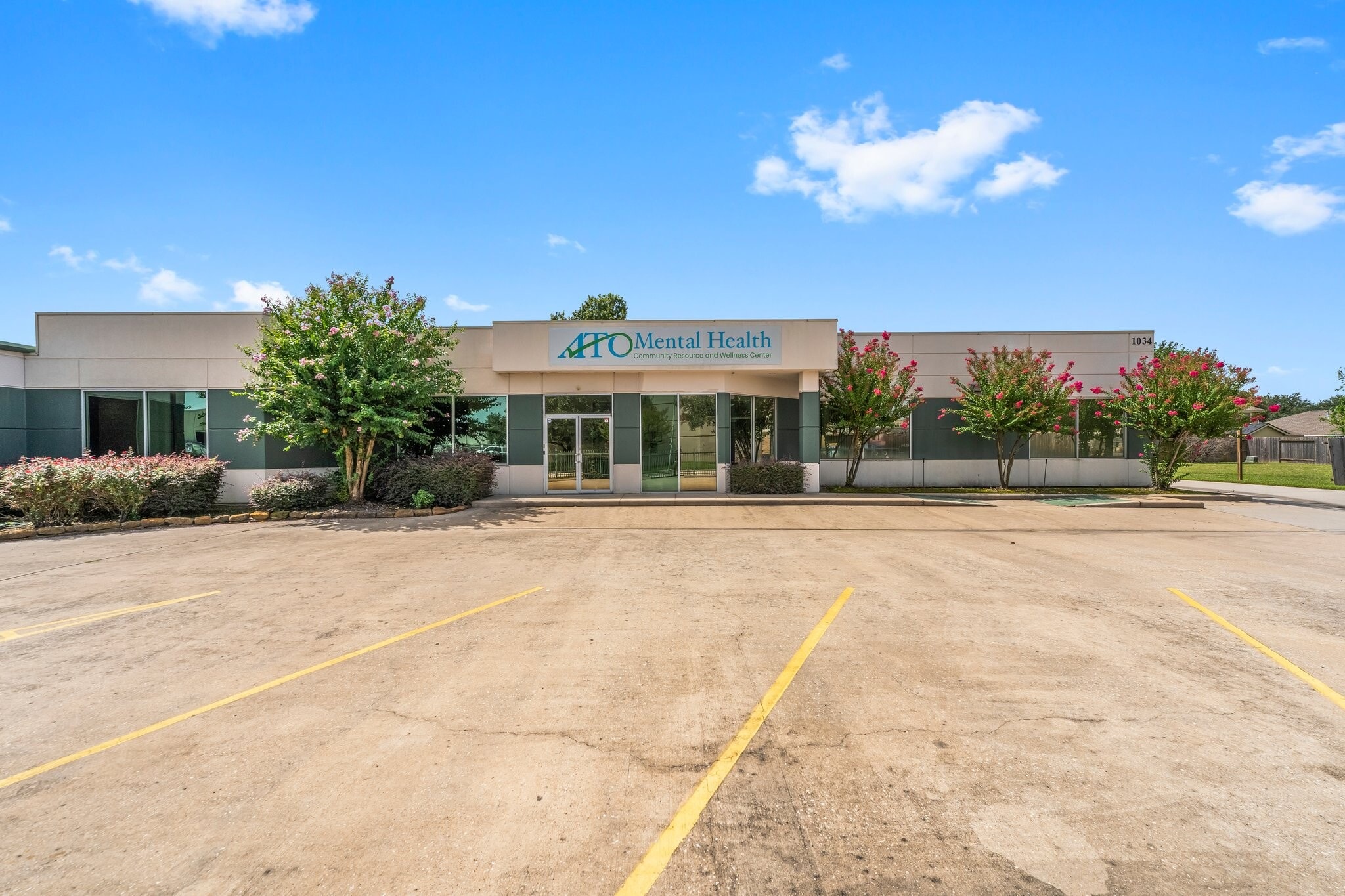 1034 Regional Park Dr, Houston, TX à louer Photo de l’immeuble– Image 1 sur 25