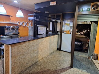 Plus de détails pour Carrer Pare Artigas, Viladecans - Local commercial à louer