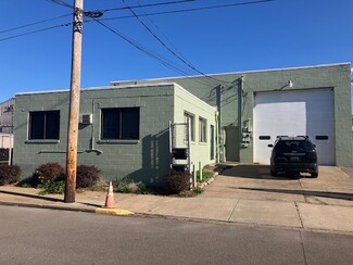 Plus de détails pour 865 2nd Ave, Coraopolis, PA - Industriel/Logistique à louer