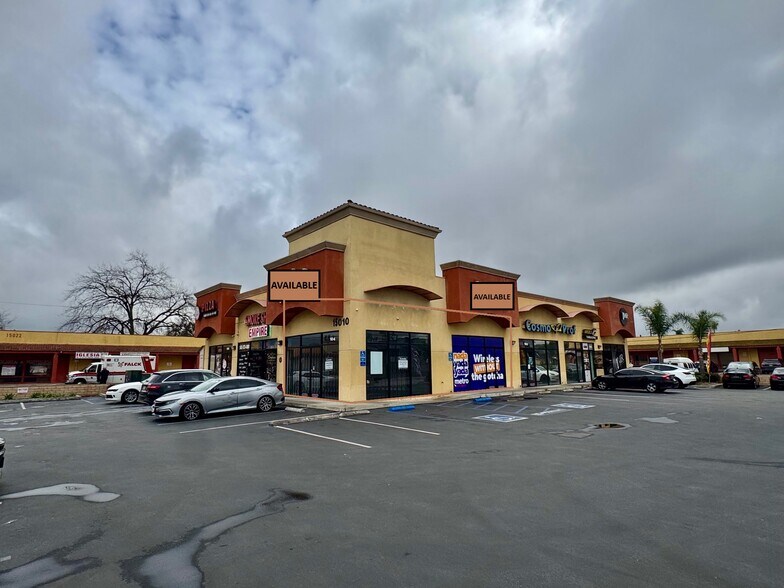 15008-15010 Mulberry Dr, Whittier, CA à louer - Photo de l’immeuble – Image 1 sur 16