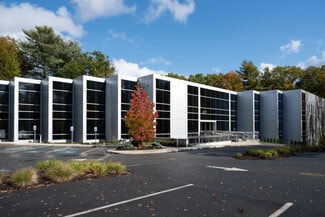 Plus de détails pour 4 Pond Park Rd, Hingham, MA - Bureau à louer