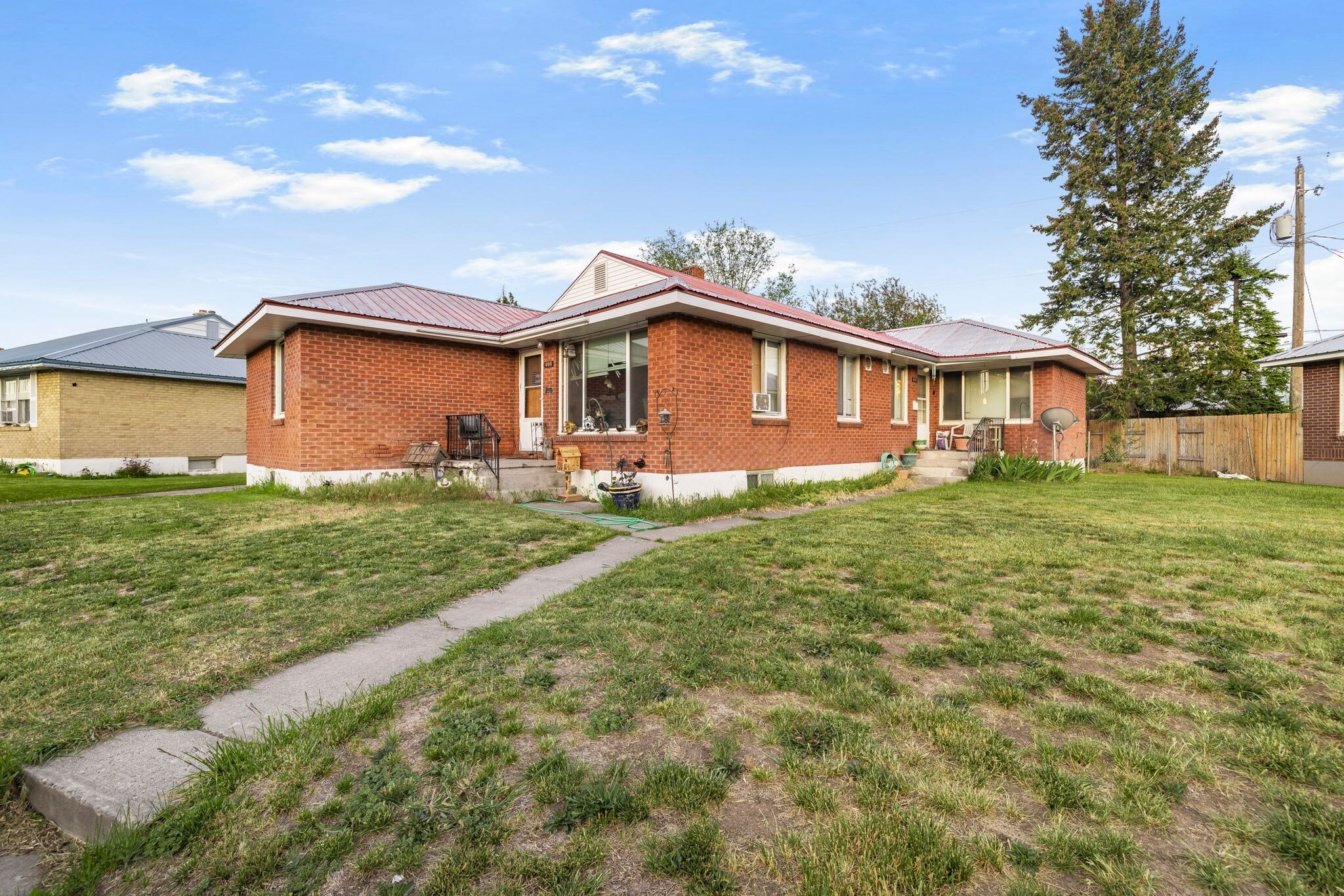 605-607 Holbrook Dr, Idaho Falls, ID à vendre Photo principale– Image 1 sur 3