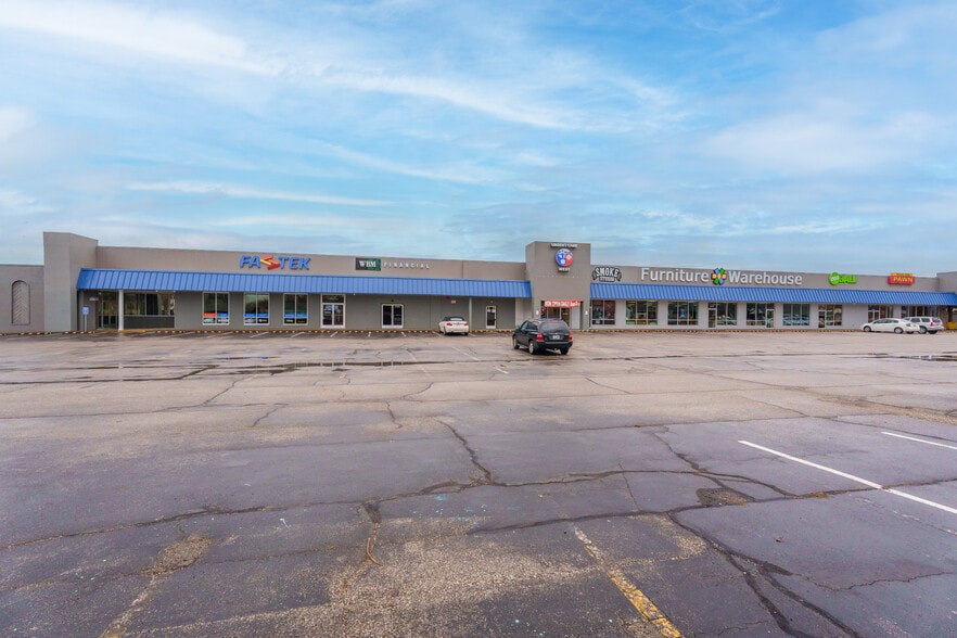 1300 Carter Rd, Owensboro, KY à vendre - Photo de l’immeuble – Image 2 sur 9