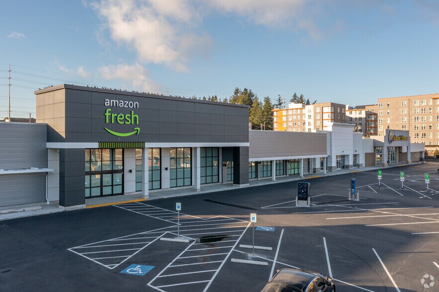 13201 Aurora Ave N, Seattle, WA à louer - Photo de l’immeuble – Image 3 sur 5