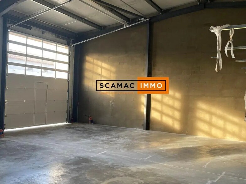 Industriel/Logistique dans La Crau à louer - Photo intérieure – Image 2 sur 6