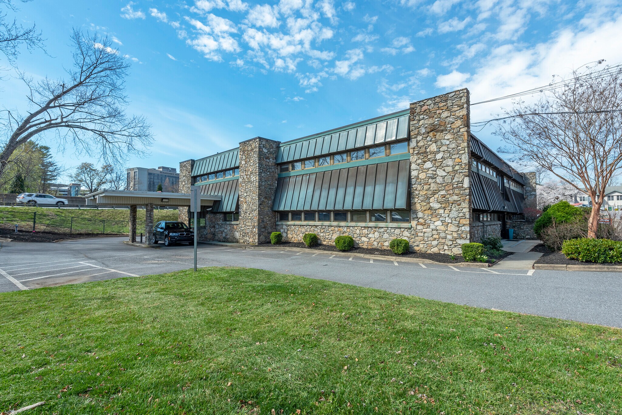 7 Orchard St, Asheville, NC à vendre Photo principale– Image 1 sur 5