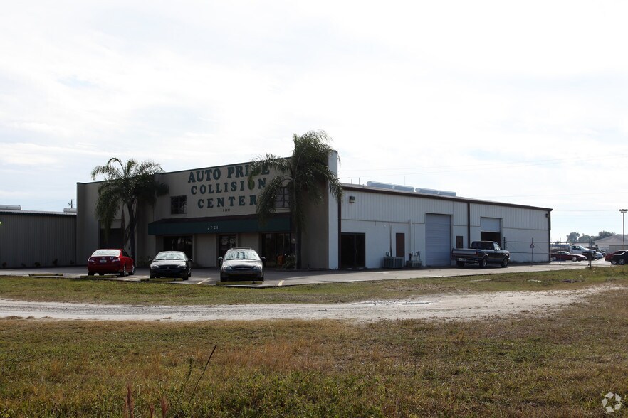 2721 S McCall Rd, Englewood, FL à louer - Photo de l’immeuble – Image 3 sur 4