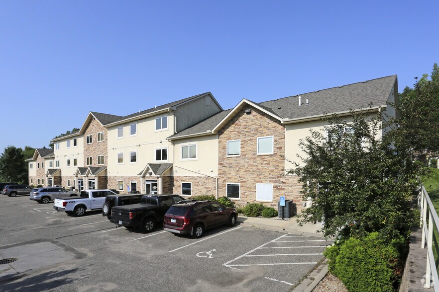 4653 White Bear Pky, White Bear Lake, MN à vendre - Photo de l’immeuble – Image 3 sur 7