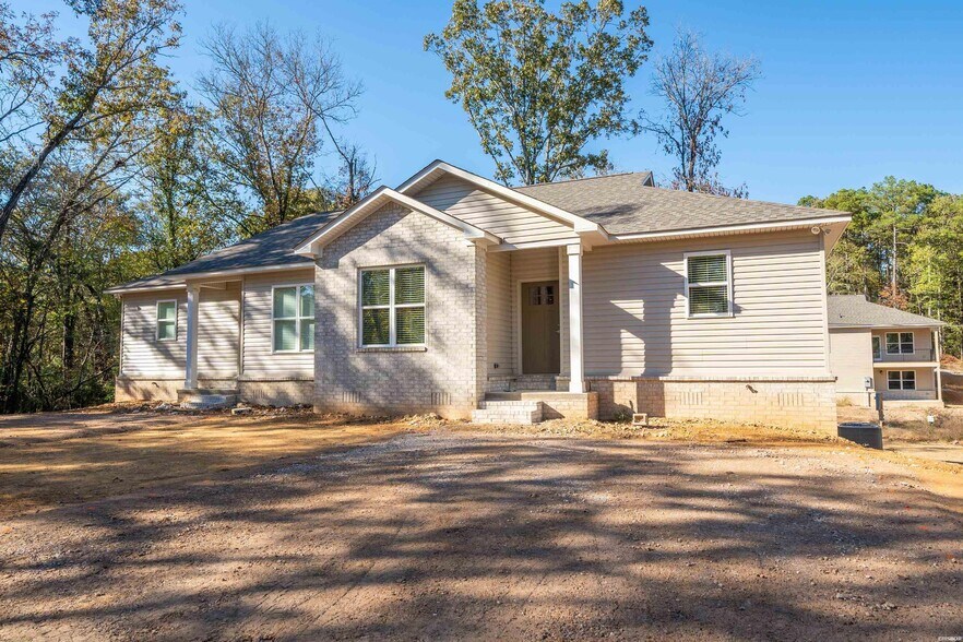 102 & 106 Cheyenne St, Hot Springs National Park, AR à vendre - Photo de l’immeuble – Image 2 sur 50