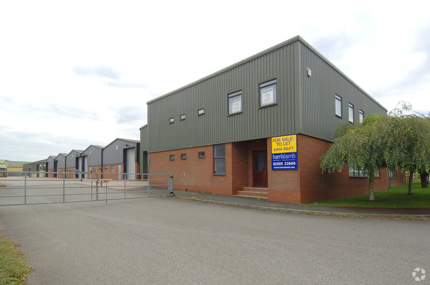 Waterloo Rd, Alcester à louer - Photo principale – Image 1 sur 3