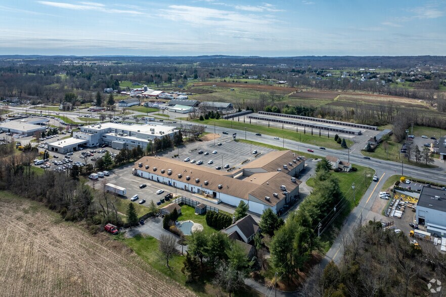 176 Highway 202, Flemington, NJ à louer - Aérien – Image 3 sur 4