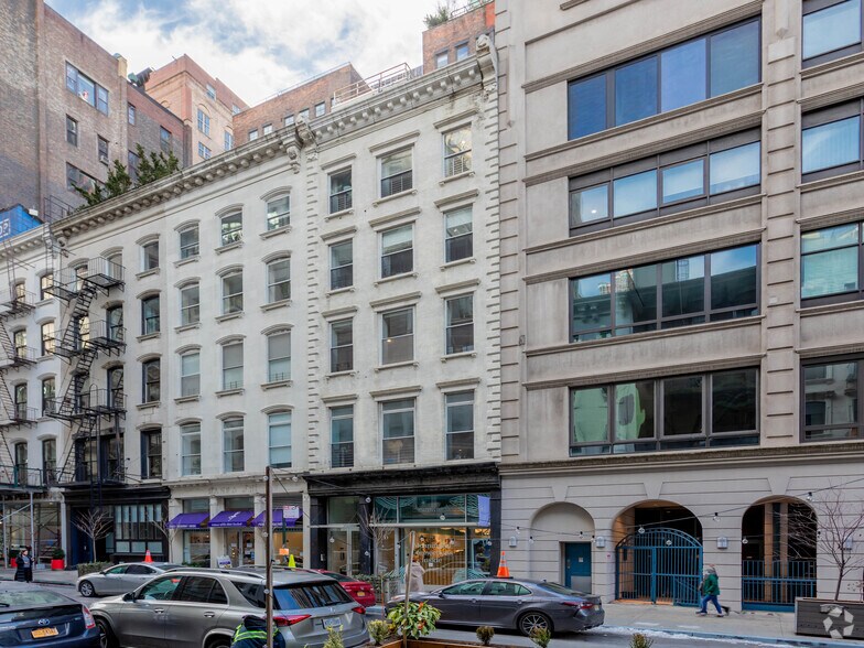 21 Warren St, New York, NY à louer - Photo principale – Image 1 sur 3