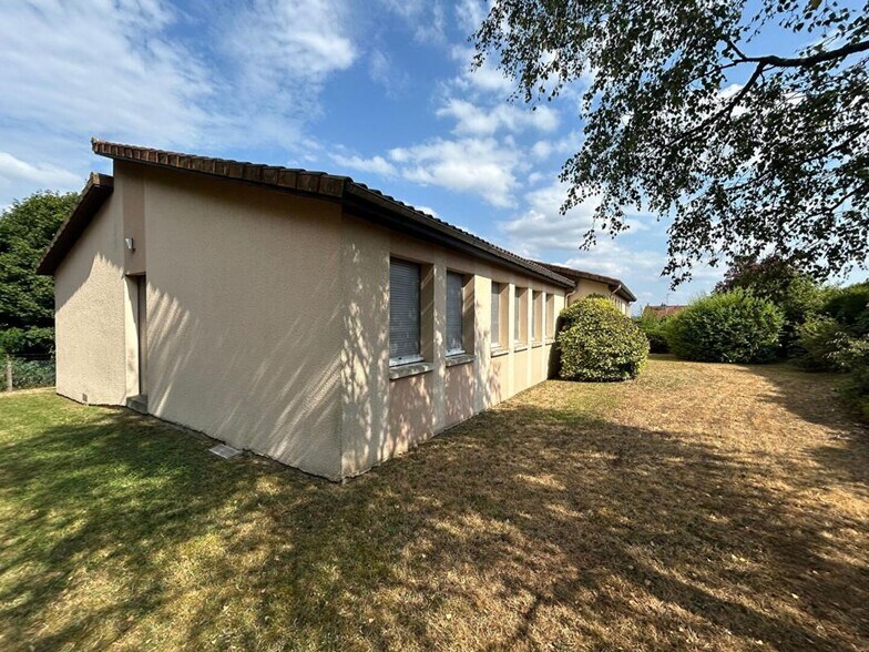 Bureau dans Limoges à vendre - Photo de l’immeuble – Image 2 sur 8