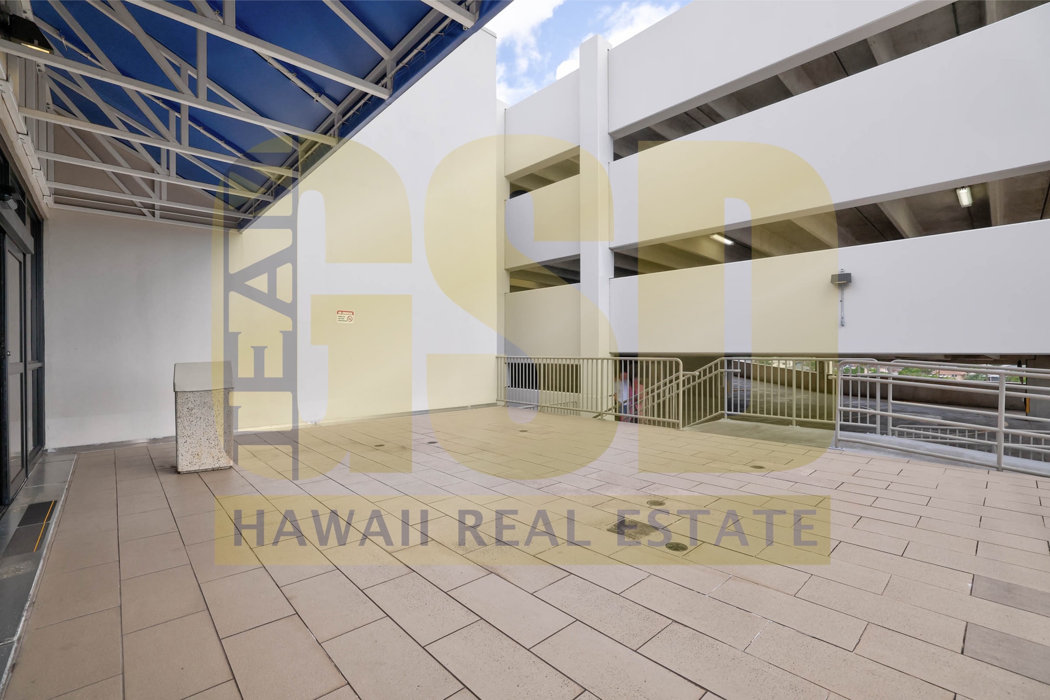98-1247 Kaahumanu St, Aiea, HI à louer Photo de l’immeuble– Image 1 sur 20