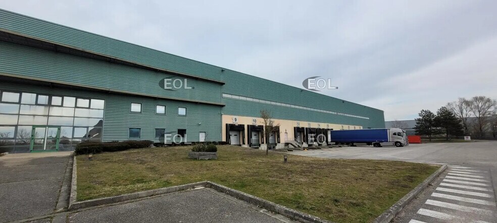 Industriel/Logistique dans Saint-Vulbas à louer - Photo de l’immeuble – Image 2 sur 8