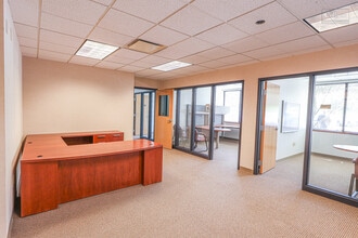 400 Technology Dr, Canonsburg, PA à louer Photo intérieure– Image 1 sur 2
