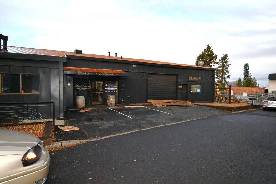 1841 NE Lytle St, Bend, OR à louer - Photo de l’immeuble – Image 2 sur 3
