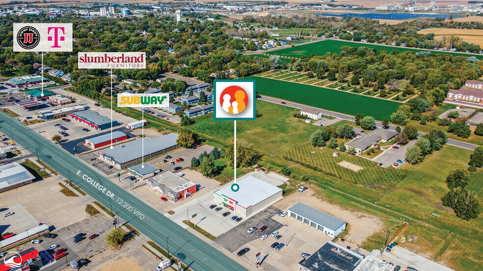 1213 E College Dr, Marshall, MN à vendre - Photo de l’immeuble – Image 2 sur 4