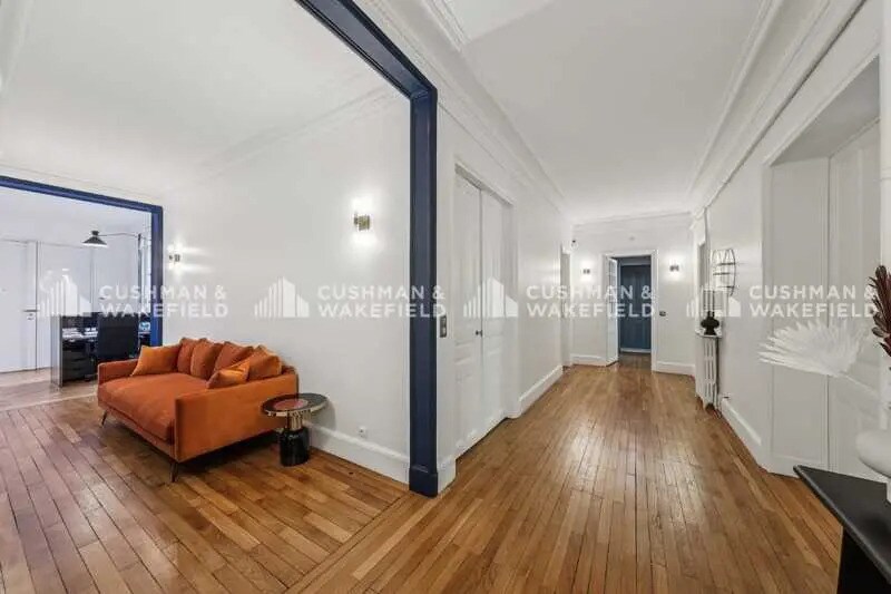 174 Boulevard Malesherbes, Paris à louer - Photo de l’immeuble – Image 3 sur 17