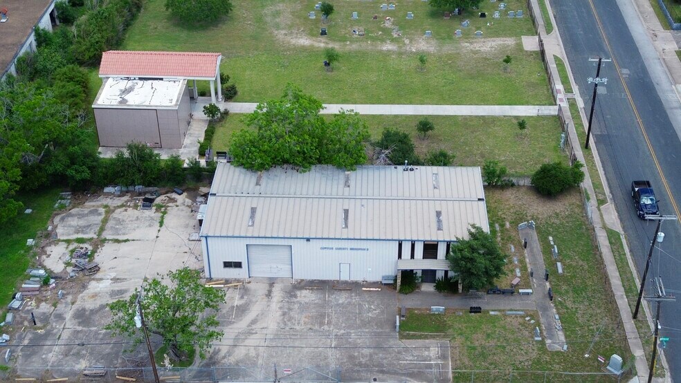 300 Palm Dr, Corpus Christi, TX à vendre - Photo de l’immeuble – Image 3 sur 22