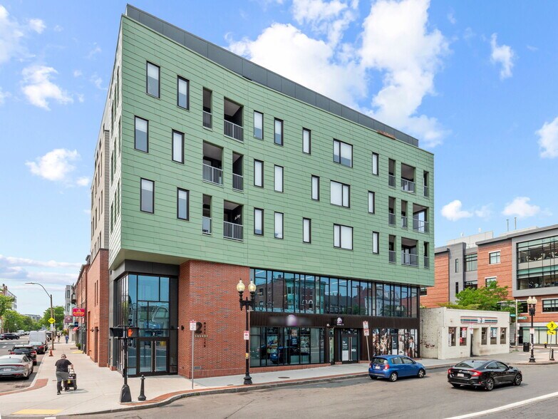 2-10 Maverick Sq, Boston, MA à louer - Photo de l’immeuble – Image 2 sur 25