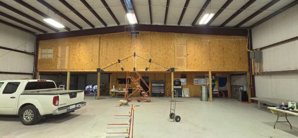 108 Boerne Stage Airfield, Boerne, TX à vendre - Photo de l’immeuble – Image 3 sur 7