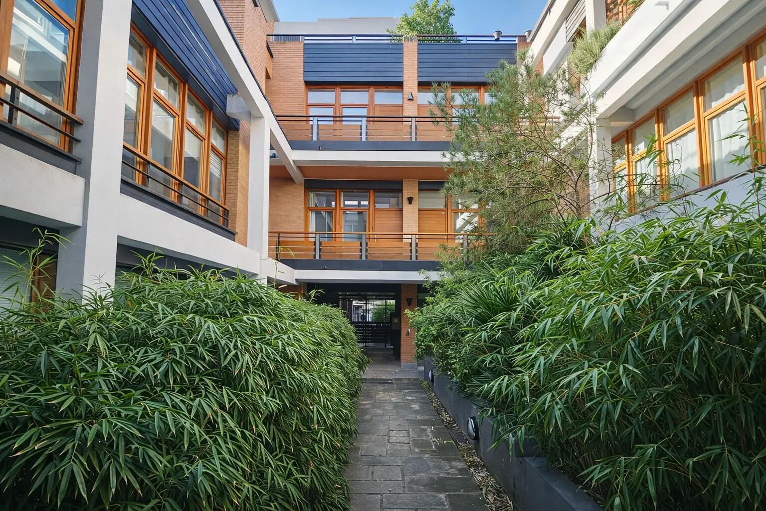 250 Avenue Du Président Wilson, Saint-Denis à vendre Photo de l’immeuble– Image 1 sur 33