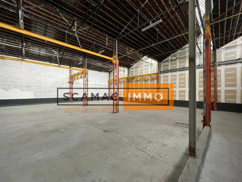 Industriel/Logistique dans Villeneuve-la-Garenne à louer - Photo de l’immeuble – Image 1 sur 6