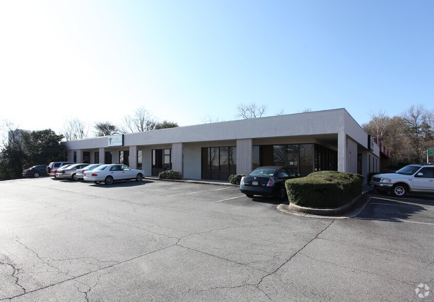 204 Spring St, Macon-Bibb, GA à louer - Photo de l’immeuble – Image 3 sur 7
