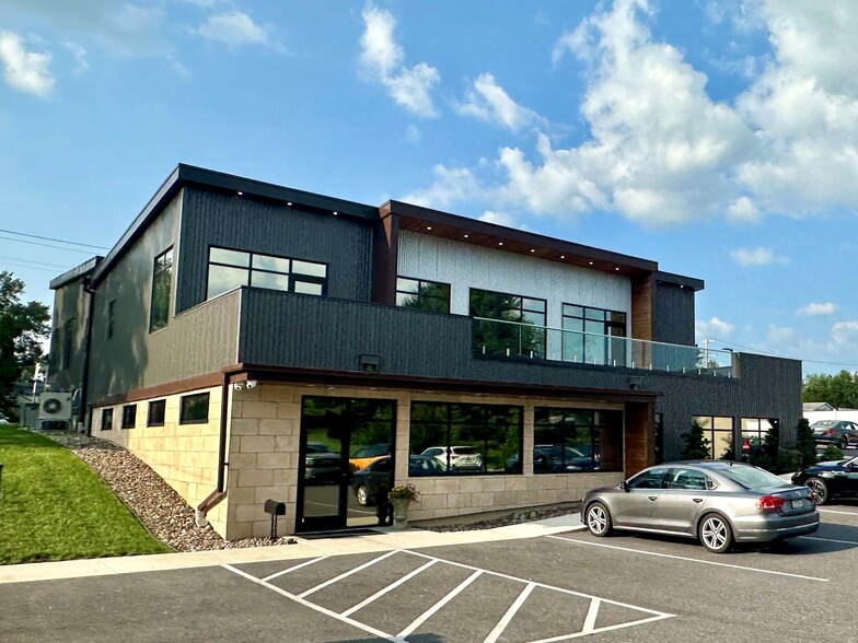 742 E Main St, Annville, PA à louer - Photo de l’immeuble – Image 3 sur 4