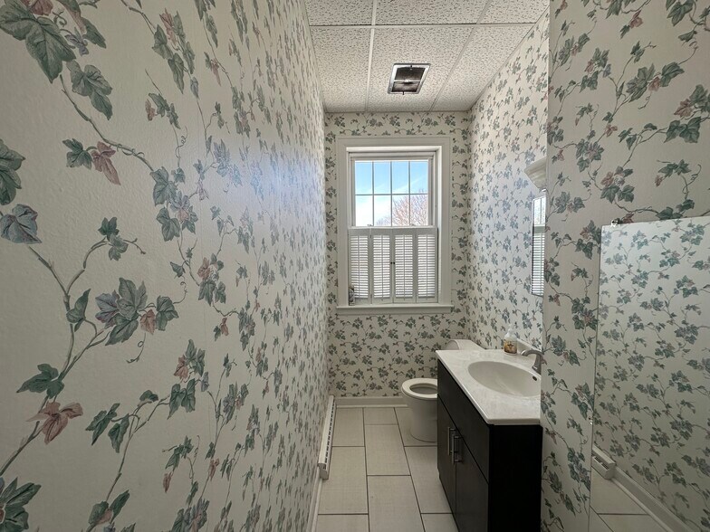 8275 N 32nd St, Richland, MI à louer - Photo intérieure – Image 3 sur 12