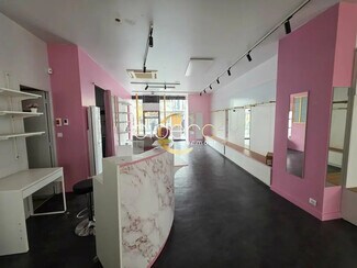 Plus de détails pour Local commercial à louer