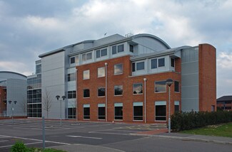 Plus de détails pour Griffiths Way, St Albans - Bureau à louer