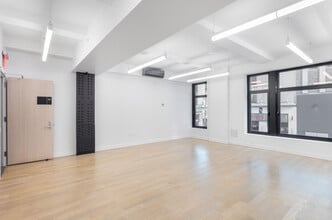 110 W 40th St, New York, NY à louer Photo intérieure– Image 1 sur 4