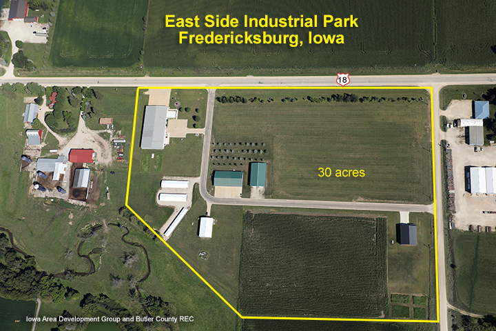 Fredericksbirg, Fredericksburg, IA à vendre - Aérien – Image 1 sur 2