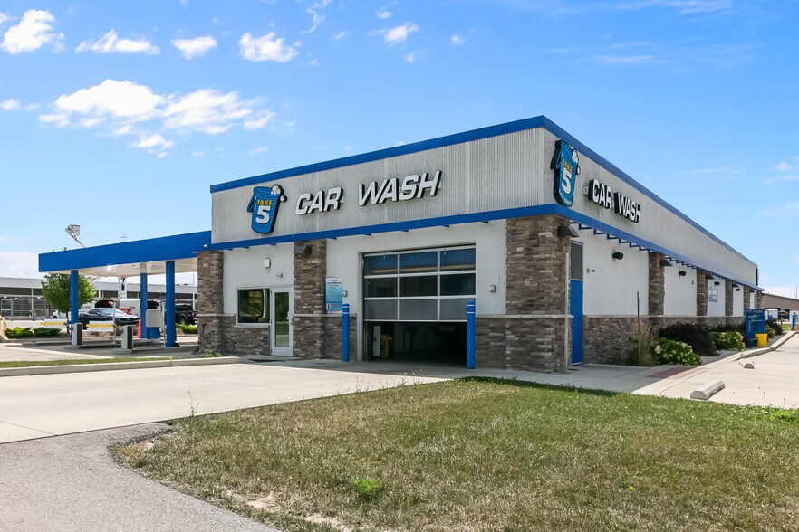 3500 N Nebo Rd, Muncie, IN à vendre - Photo de l’immeuble – Image 3 sur 5