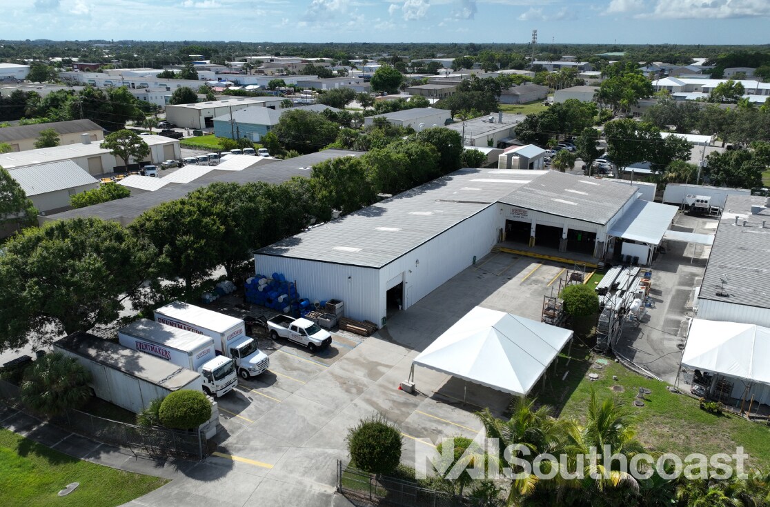 2940 SE Monroe St, Stuart, FL à vendre Photo principale– Image 1 sur 9