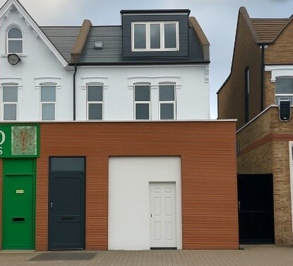 66 Turnpike Ln, Londres à louer - Photo principale – Image 1 sur 3