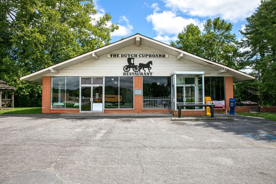 6500 Brevard Rd, Hendersonville, NC à vendre - Photo de l’immeuble – Image 3 sur 34